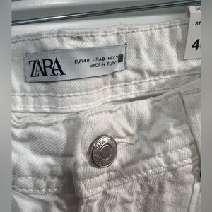 Zara High Rise Distressed Jeans - White